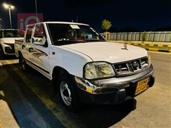 نيسان بيك اب